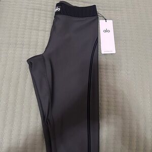 ALO Yoga Black Airlift Leggings